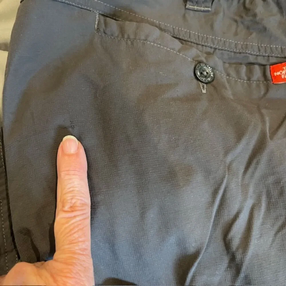 The North Face Convertible Hiking Pants Zip Off Legs Outdoor Utility Charcoal XL